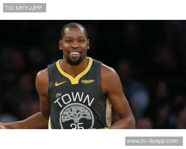 杜兰特薪资逐年攀升生涯多队效力场均得分始终稳定在25以上 杜兰特薪资逐年攀升生涯多队效力场均得分始终稳定在25以上